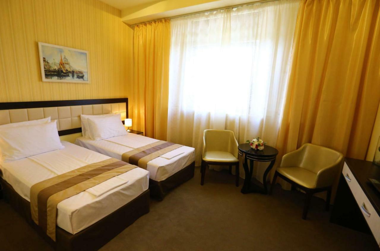 Best Western Plus Briston Отопени Екстериор снимка